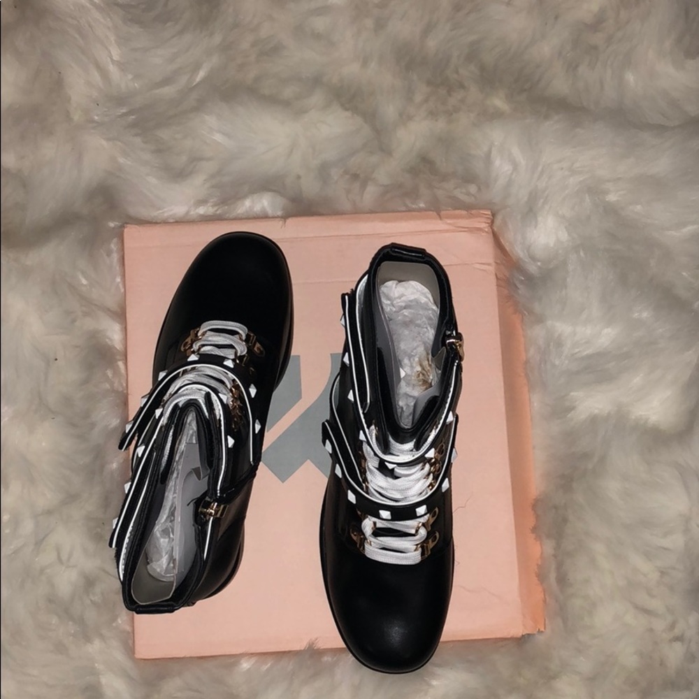 Nasty Gal, Junk In The Trunk Chunky Boot - Picture 2 of 3